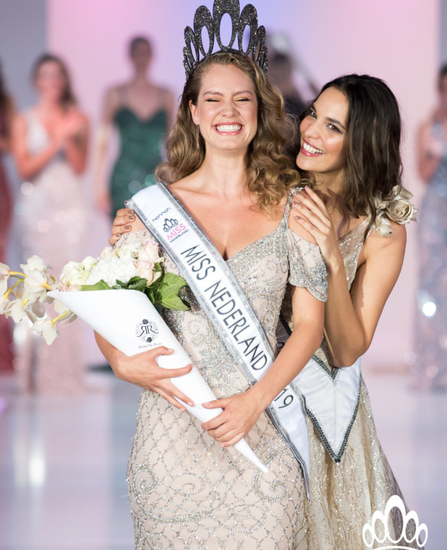 Miss Nederland Finale_Sharon Pieksma_kroning