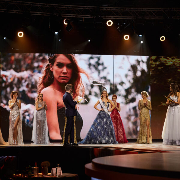 Sharon_Finale_2020_2